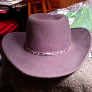 Stetson Woman's Cowgirl Hat Sz x small Gray Elk Horn Crushable 100%Wool